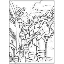 coloriage: Tortues Ninja: Donatello et Michelangelo dans une pose de combat
