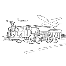 Camion d'incendie d'aérodrome AA-60 à l'arrière-plan du décollage.