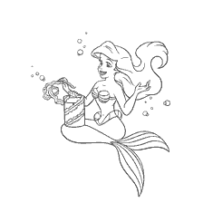coloriage: Ariel, Disney Princess, célèbre le cadeau du Nouvel An