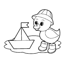 Poulet avec un bateau sur l'eau